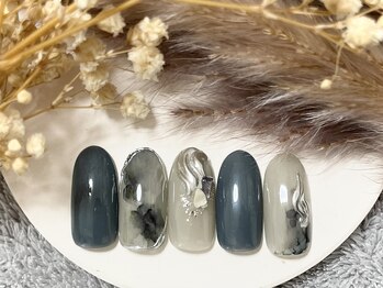 ネイルルームシャイン/