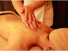 潤/強圧リンパで首肩コリも解消