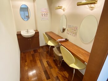 ラファアイランド 久留米一番街別館/ドレッサー