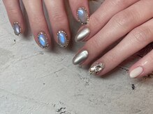 クラッシー(Classy)/埋め尽くし囲みの贅沢ネイル