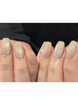 ショートネイルデザインが豊富