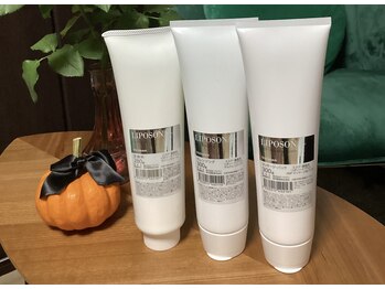 ブレッシングス(BLESSINGS)/お顔はベルマン化粧品で