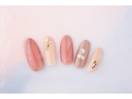 春のニュアンスミラーネイル