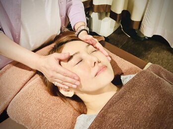 ジン 広島本店(Jin)の写真/【小顔頭蓋骨矯正￥5500】ＴＶでも特集されるほどのスゴ技の小顔矯正！広島駅近で話題のサロン！