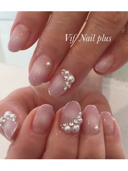 ヴィフネイルプラス(Vif Nail plus)/ふんわりグラデーション