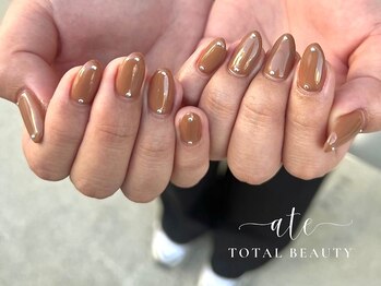 アテ(ate)/秋ブラウンワンカラー