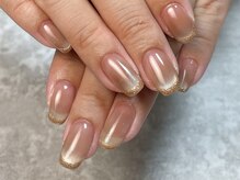 アトリエ フィオリトゥーラ 名古屋店(atelier FIORITURA)/マグネット×ラメフレンチ