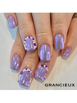 クアトログランシュ 青葉台(QUATRO×GranCieux)/オーロラパープル個性派ネイル