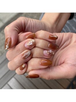 アイリス(EYERIS)/