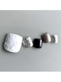 ビーラ(Bira)/フット定額ミドル/¥8900