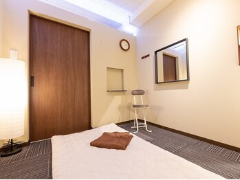 足圧整体院ひとふみ/最終受付20:30！