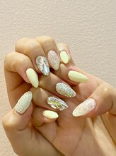 ミュリエル(MURIEL)/ビジューネイル