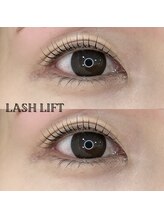 サラ(Sala)/ラッシュリフト（ムーン）