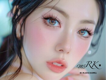 メルク 梅田店(meRK)の写真/【梅田駅徒歩5分】存在感のある程よい束感であなたの目元を彩ります！高技術アイリストの施術で満足度◎