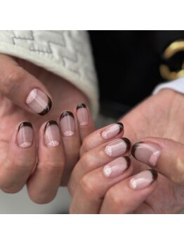 カーロ(at.caroz)/