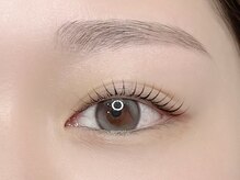 アムリス(AMOURIS)/まつげとまゆげですっきり垢抜け