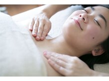 ユウビ(yuubi)/デコルテマッサージ￥4,000