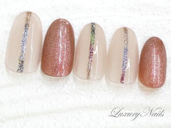 ラグジュアリーネイルズ アカバネ(Luxury Nails Akabane)/上品*カラフルライン