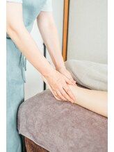 凛/足先までしっかりほぐします