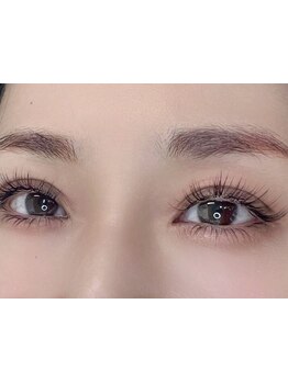 特別な日に合う華やかな目元にしたい