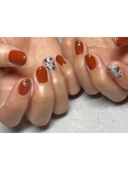 ショートネイルデザインが豊富