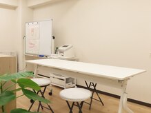 グロウ ファン(Grow fun)の雰囲気（各種レッスン・セルフネイル・練習に使えるスペース）