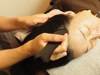 ウォームス(Warmth)/【初めてかっさ】頭と首筋かっさ