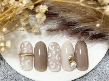 ネイルルームシャイン/