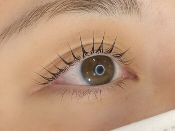 エンジェルラッシュ (Angel Lash)の写真/当店1番人気★根元からしっかり立ち上げる！【次世代まつ毛パーマ】パリジェンヌラッシュリフト♪