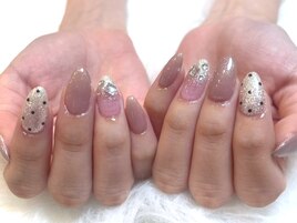 ピンクベージュ×ドット