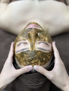 メロウゴールド(Mellow Gold)/ナチュラルハーブピーリング