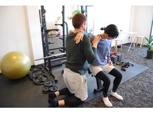 お客様の目的に合わせて、からだ全体に施術をします。#膝痛