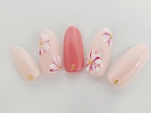 ビーケア 自由が丘店(B.care)/フラワーネイル￥6480