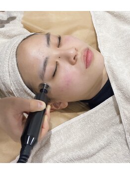 ラニィエンボーテ(La Nhien Beaute)の写真/大人気のレモンボトル☆気になるフェイスライン・たるみをしっかりケアし自信あふれる理想の小顔へ♪