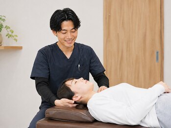 すずらん鍼灸接骨院 瀬戸市菱野院/ 肩こり/骨盤矯正/もみほぐし