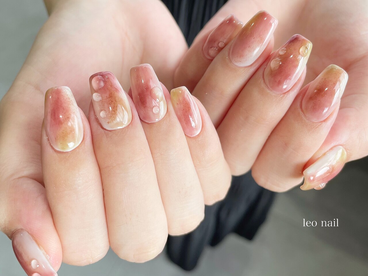 2025年-2026年冬トレンド】桃のネイルデザイン集｜人気順