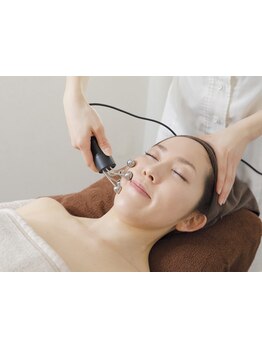 ホウレイ線・たるみ改善！予防ケア