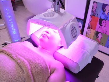 ライトビューティー 本八幡店(LIGHT BEAUTY)/-LEDフェイシャル-