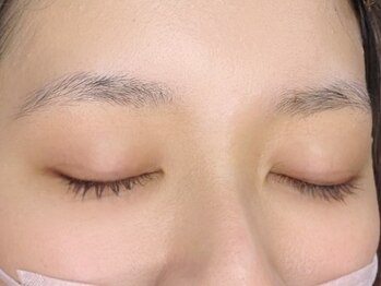 アイフラッシュ 京阪百貨店くずはモール店(Eye Flash)/眉ビフォー