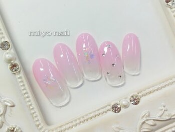 ミーヨ ネイル(mi-yo nail)/【定額¥7700(税込)★】