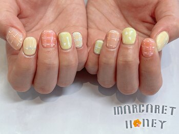 マーガレットハニー 本八幡/カラフルポップペイントアート