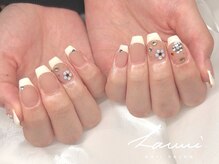 ラウミー(Laumi)/パステルフレンチ