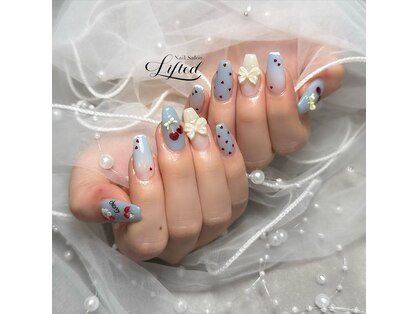リフテッド(Lifted)の写真
