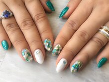 アミネイルズ(AmiNails)/シェルネイル♪