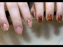 ミュゼアート(musee art)/アシメネイル　ミラーネイル