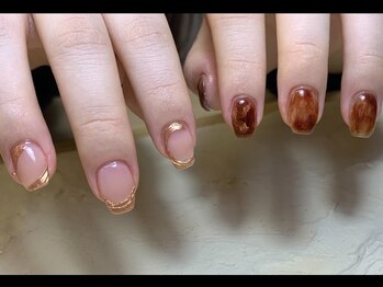 ミュゼアート(musee art)/アシメネイル ミラーネイル