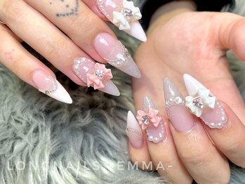 ロングネイルズ エマ(LongNails-Emma)/持ち込みシンプル