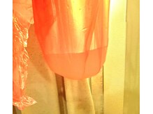 ヘッドマッサージをしながら大量発汗！一度で驚愕の２kg減も!？