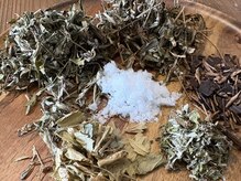 無農薬やく草＆野草は【やく草の宝庫】岐阜県揖斐郡春日産♪