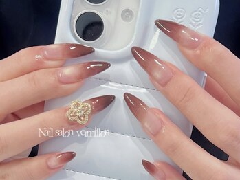 ヴァーミリオン(Vermillon)/enoiミルクマグ×深めグラデ